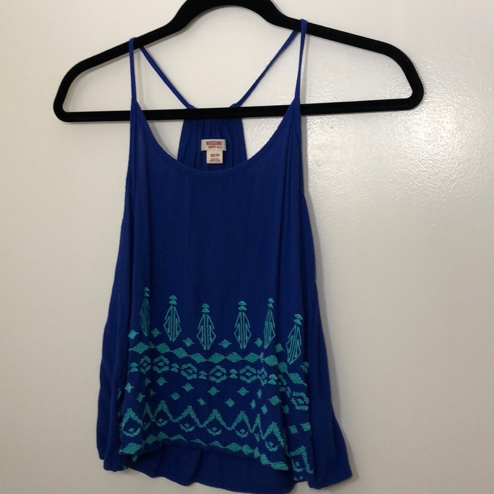 Blue tanktop